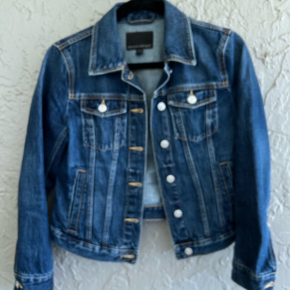 Banana Republic Women's Classic Blue Jean Jacket - Picture 4 of 8